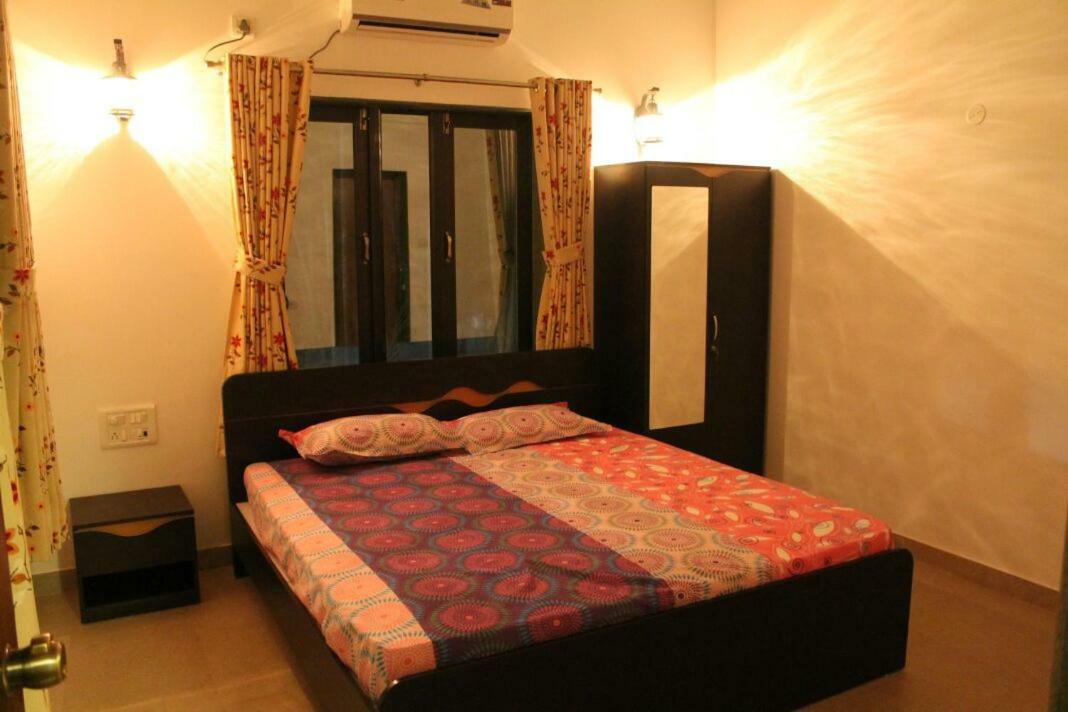 Nivaant Holidays Alibag Hotell Eksteriør bilde