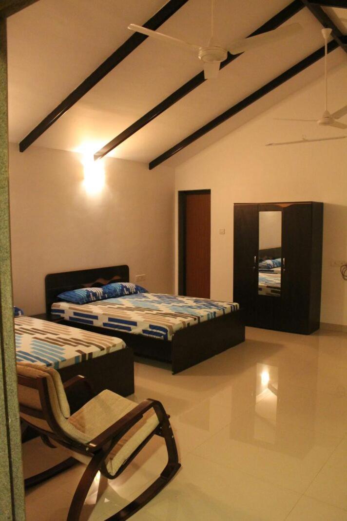 Nivaant Holidays Alibag Hotell Eksteriør bilde