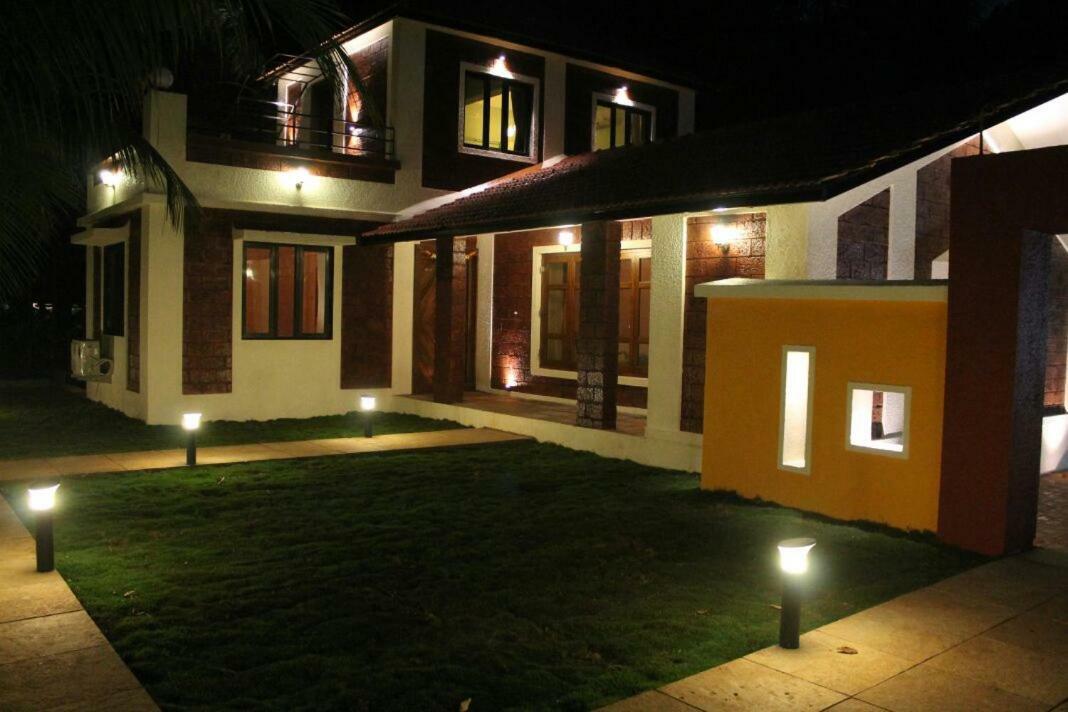 Nivaant Holidays Alibag Hotell Eksteriør bilde